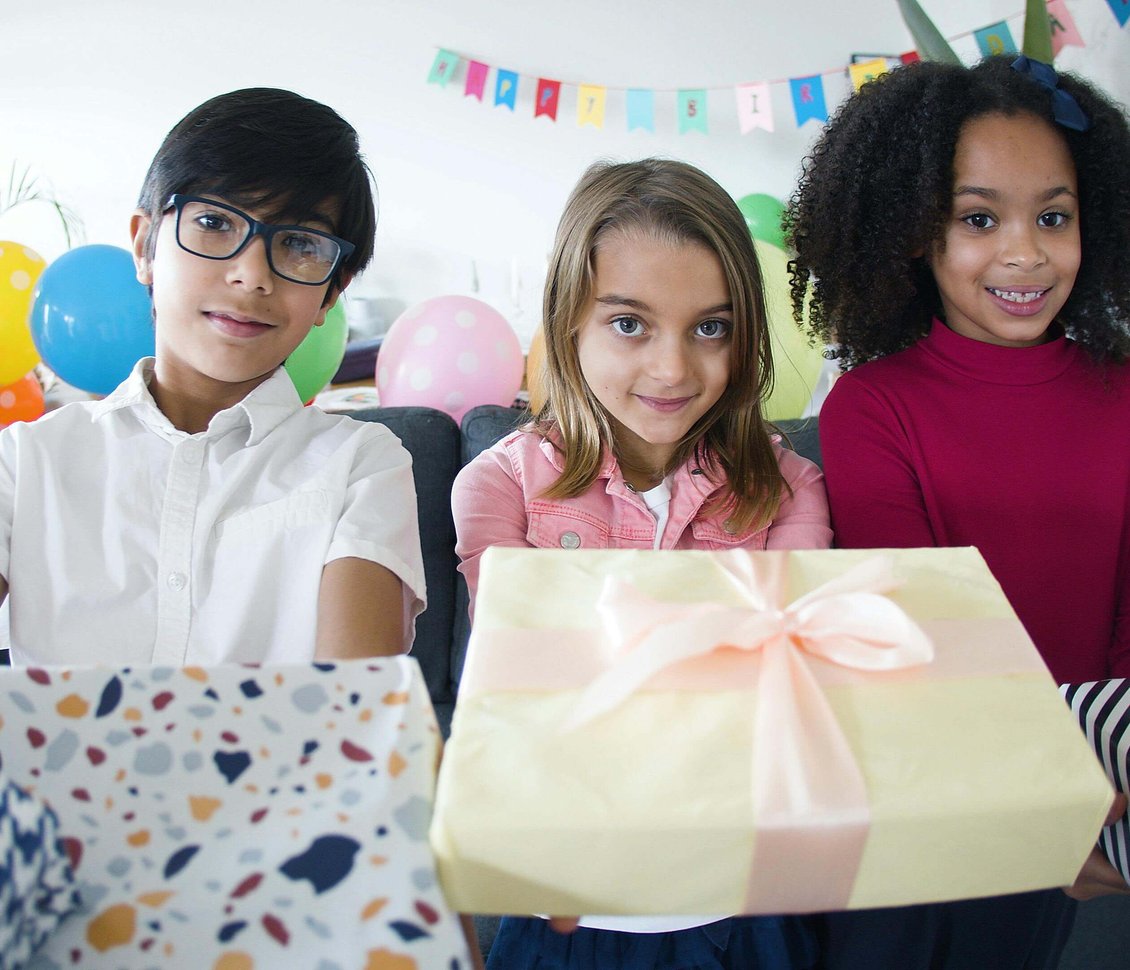 The Ultimate Guide to Kids' Birthday Party Gifts & Etiquette